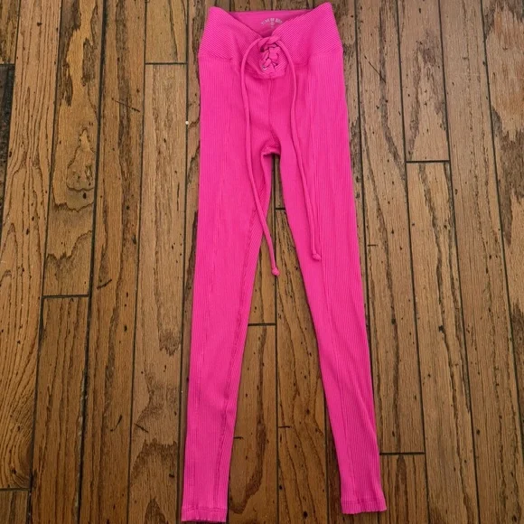 Year of Ours Ribbed Football Leggings Tie Waist - Picture 4 of 8